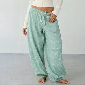 UO Out From Under In Your Dreams Printed Lounge Jogger Size XS